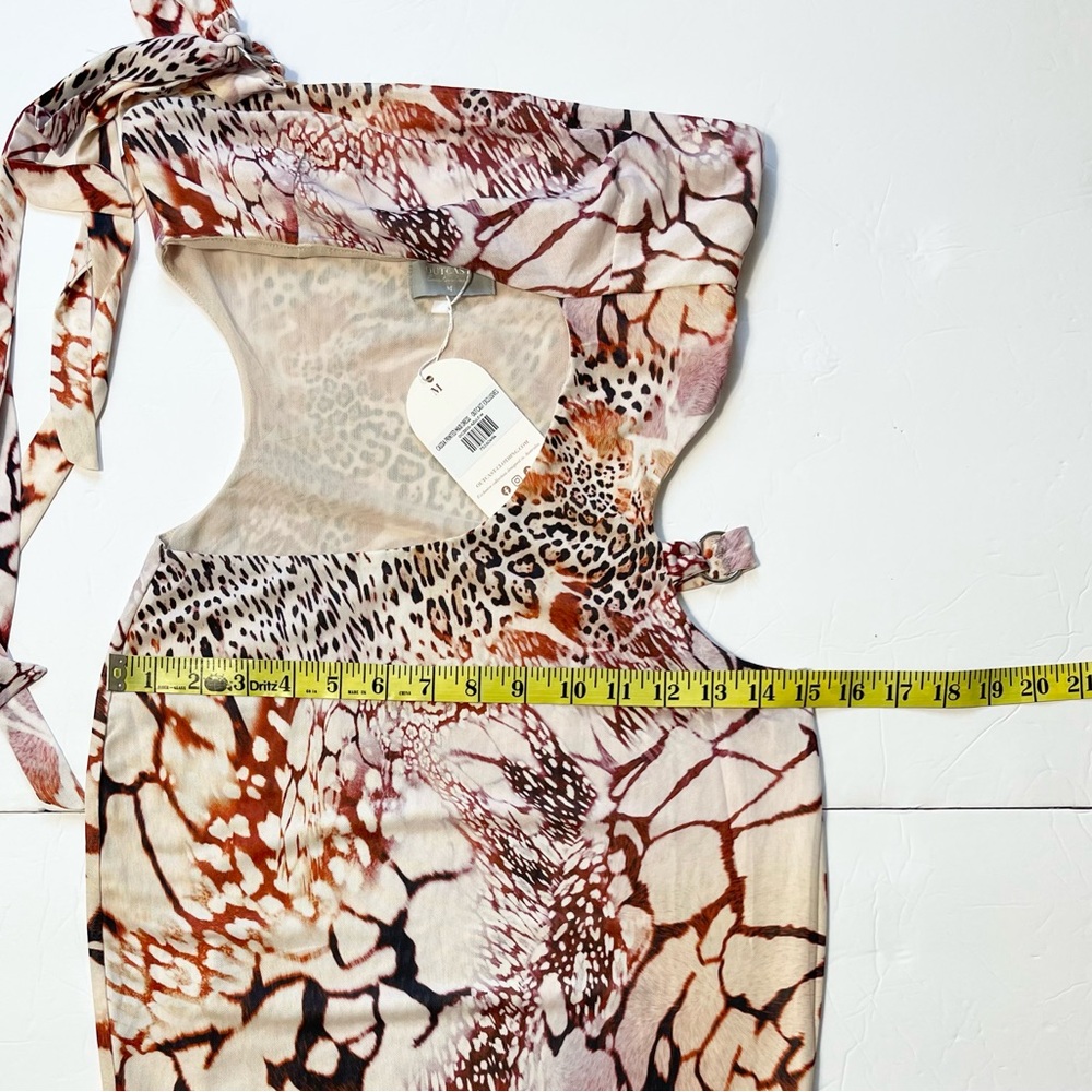 Outcast CASSIA PRINTED MAXI DRESS AZULE. M - Picture 9 of 14